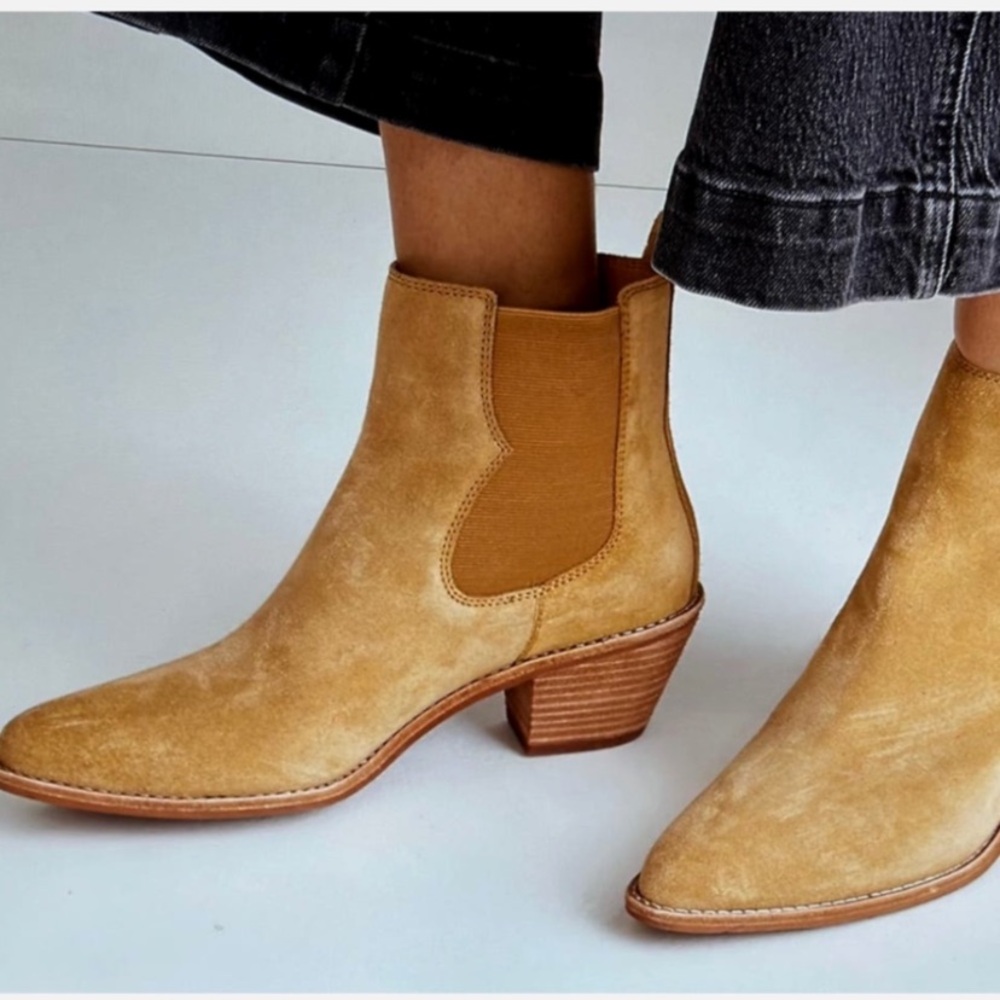 Madewell The Watkin Tan Suede Ankle Boots | 6 - Picture 2 of 12